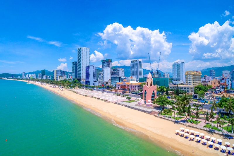 TP.HCM – NHA TRANG – KDL BÃI DÀI – THÁP BÀ PONAGA – KHU VUI CHƠI VINPEARL